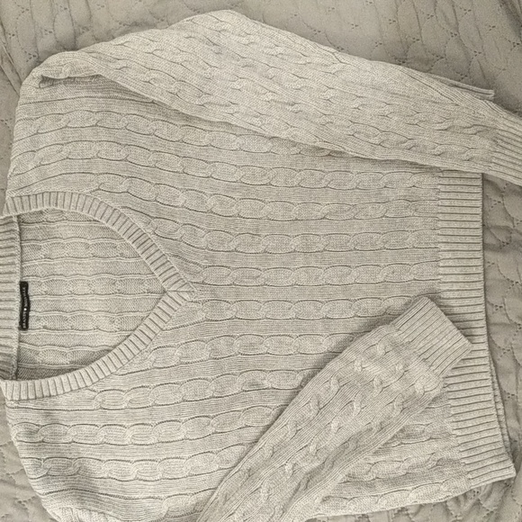 Brandy Melville Tops - Brandy Melville Sweater
